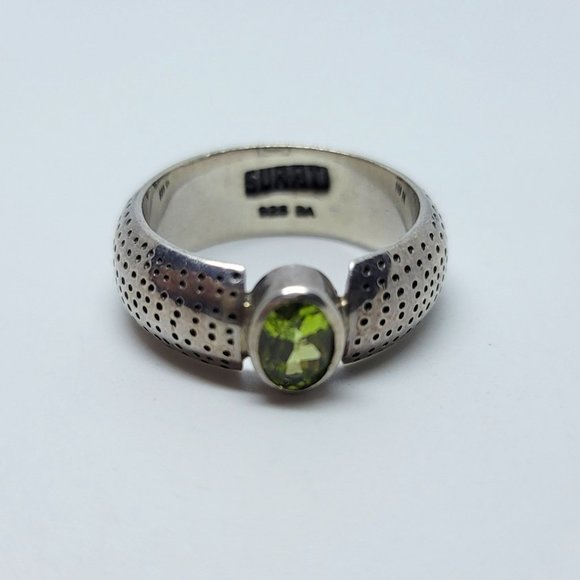 Suarti Jewelry - Bali Style Peridot & Sterling Ring by Suarti